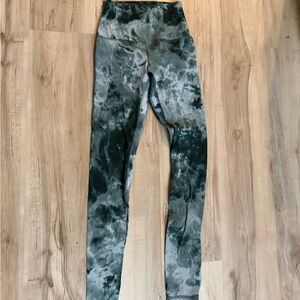 Lululemon Athletica Green Tie-Dye Leggings